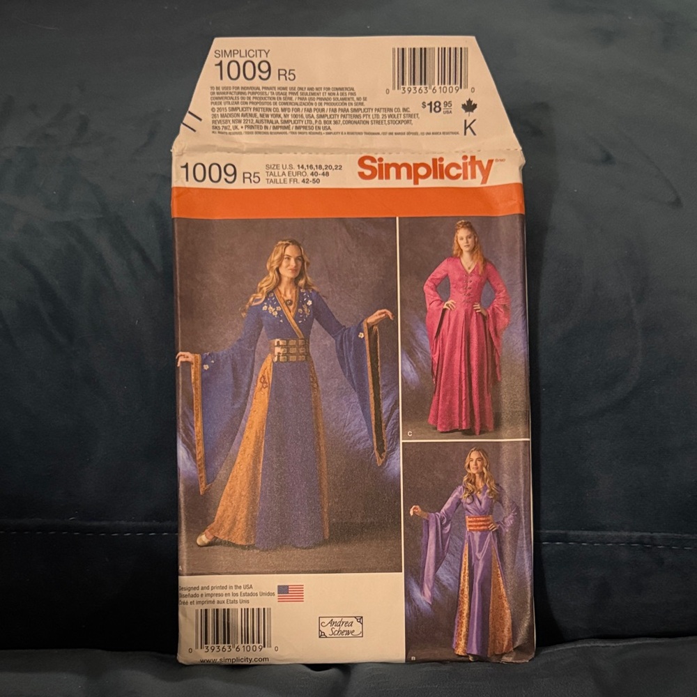 Simplicity Elegant GOT Costume Pattern UNCUT